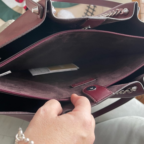 SALE🍁NEW Michael Kors Zena Extra Large Tote/Merlot HOT COLOR🍁 - Picture 5 of 10